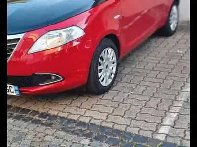 Usata Lancia Ypsilon