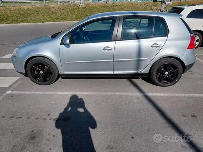 Usata VW Golf VI 115 CV (84 kW) 2008 Grigio Utilitaria