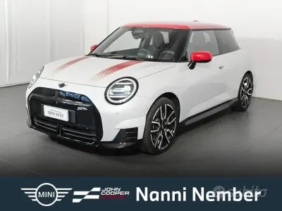 Usata Mini John Cooper Works 184 CV (135 kW) 2024 Bianco Utilitaria
