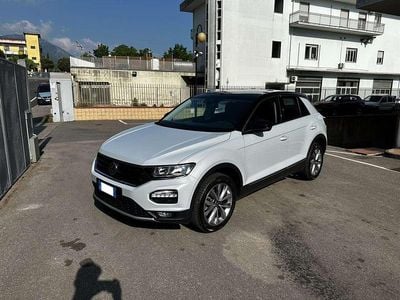 Usata VW T-Roc Business 110 CV (80 kW) 2021 Bianco SUV