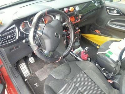 Usata Citroën DS3 So Chic 125 CV (91 kW) 2010 Rosso Utilitaria