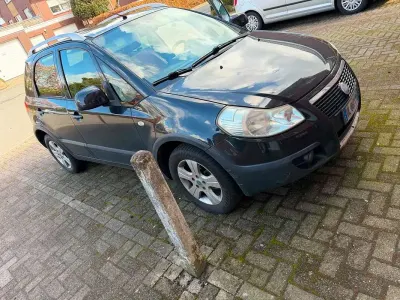 Usata Fiat Sedici Emotion 107 CV (78 kW) 2009 SUV