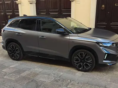 Usata Renault Austral Esprit Alpine 131 CV (96 kW) 2025 Grigio SUV
