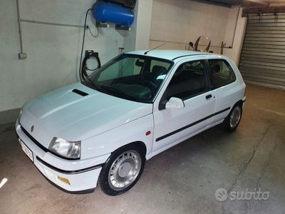 usata Renault Clio 1.8i 16V