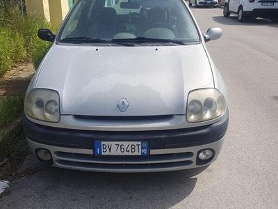 Renault Clio II