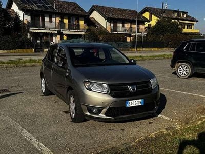 Usata Dacia Sandero Lauréate 75 CV (55 kW) 2014 Berlina