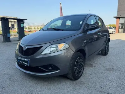 Usata Lancia Ypsilon