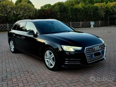 Usado Audi A4 Business 190 CV (139 kW) 2016 Negro Familiar