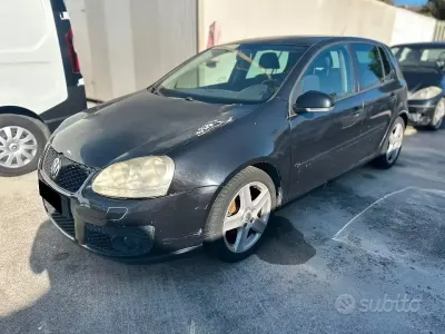 Usata VW Golf V 105 CV (77 kW) 2007 Nero Berlina