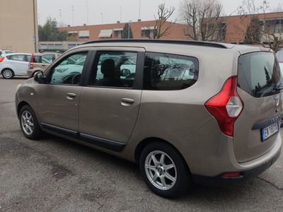 usata Dacia Lodgy del anno 2012