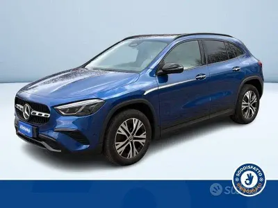 Begagnad Mercedes GLA180 Advanced Plus 116 HK (85 kW) 2025 Blå SUV
