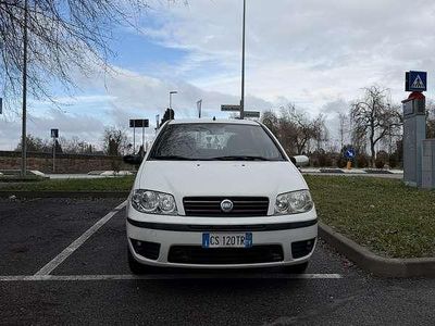 Usata Fiat Punto Active 60 CV (44 kW) 2004 Utilitaria