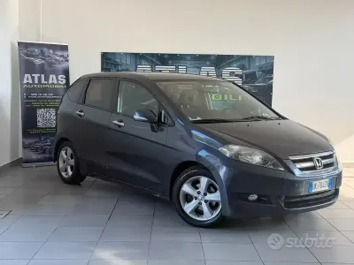 Usata Honda FR-V Executive 140 CV (102 kW) 2007 Grigio Monovolume