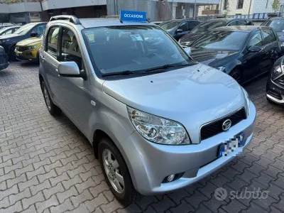 Usata Daihatsu Terios 105 CV (77 kW) 2008 Grigio SUV
