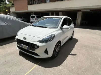 Usata Hyundai i10 Prime 67 CV (49 kW) 2020 Bianco Utilitaria
