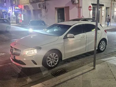 Usata Mercedes A180 Business 109 CV (80 kW) 2016 Berlina