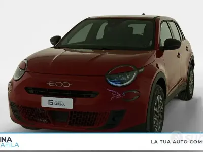 Nuova Fiat 600 Pop 101 CV (74 kW) 2026 Rosso SUV