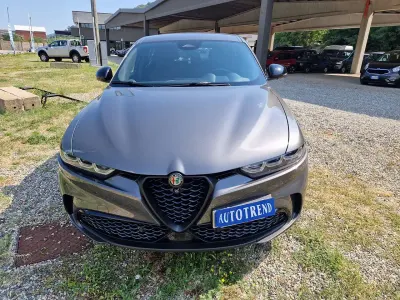 Usata Alfa Romeo Tonale 131 CV (96 kW) 2025 Grigio SUV
