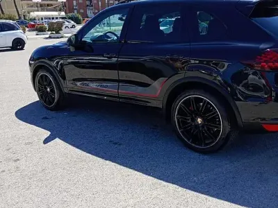 Usata Porsche Cayenne Turbo