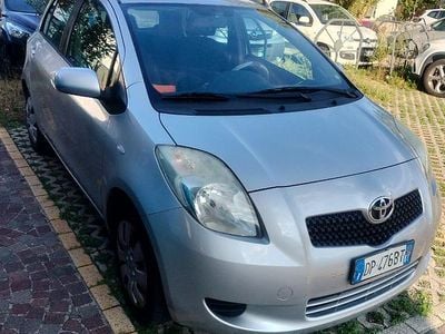 Usata Toyota Yaris 2008 Grigio Berlina