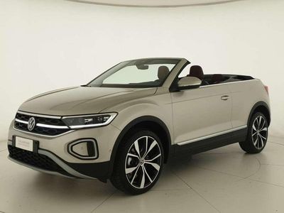 Usata VW T-Roc Style 150 CV (110 kW) 2024 Ivory silver metallizzato SUV