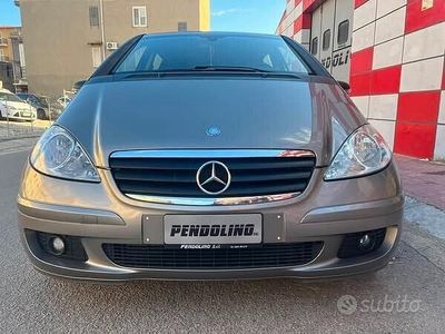 Usata Mercedes A180 Classic 109 CV (80 kW) 2006 Grigio Berlina