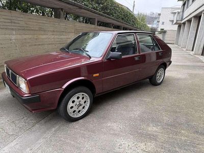 Usata Lancia Delta 64 CV (47 kW) 1990 Utilitaria
