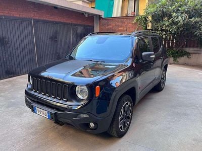 Usata Jeep Renegade Trailhawk 170 CV (125 kW) 2017 Nero SUV