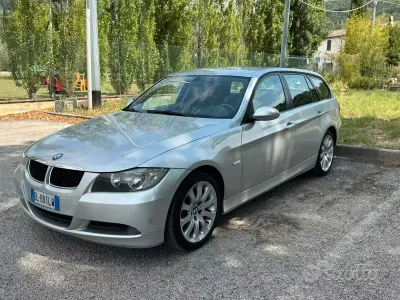 Usata BMW 320 177 CV (130 kW) 2008 Grigio Station wagon