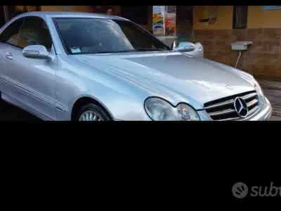 Usata Mercedes CLK320 218 CV (160 kW) 2006 Grigio