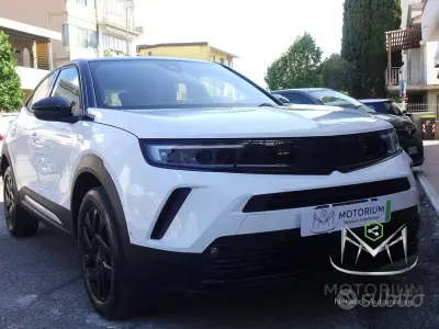 Usata Opel Mokka Edition 101 CV (74 kW) 2024 Bianco SUV