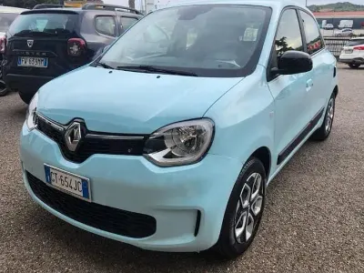 Usata Renault Twingo 65 CV (47 kW) 2024 Blu Utilitaria