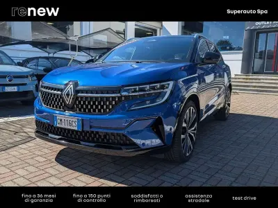Usata Renault Austral Iconic 199 CV (146 kW) 2023 Blu/azzurro SUV