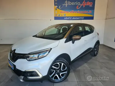 Usata Renault Captur Initiale Paris 110 CV (80 kW) 2017 Bianco SUV