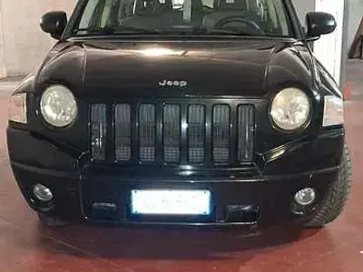 Usata Jeep Compass Sport 140 CV (102 kW) 2007 Nero SUV
