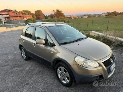 Begagnad Fiat Sedici Dynamic 107 HK (78 kW) 2009 Gul SUV
