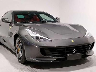 Usata Ferrari GTC4Lusso 689 CV (506 kW) 2017 Grigio Station wagon