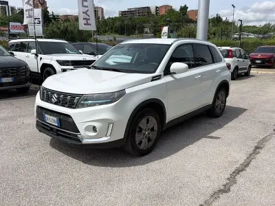 Second-hand Suzuki Vitara Cool 129 CP (94 kW) 2023 Alb SUV