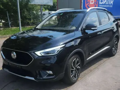 Usata MG ZS Luxury 106 CV (77 kW) 2023 Nero SUV