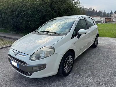 Usata Fiat Punto Evo Dynamic 75 CV (55 kW) 2011 Bianco Utilitaria