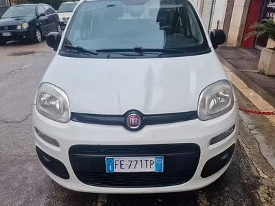 Usata Fiat Panda Easy 95 CV (69 kW) 2016 Bianco Utilitaria