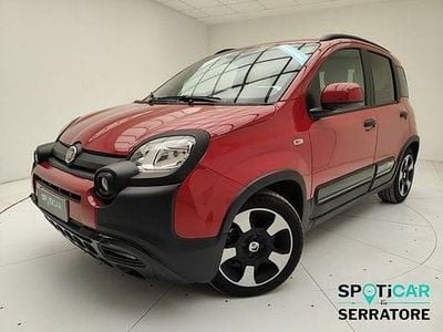 Usata Fiat Panda Cross 69 CV (50 kW) 2025 Rosso Utilitaria