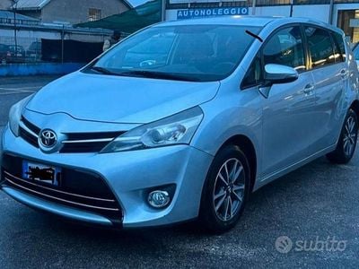 Usata Toyota Verso 2015 Monovolume