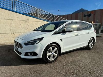 Usata Ford S-MAX Titanium S 150 CV (110 kW) 2017 Bianco Monovolume