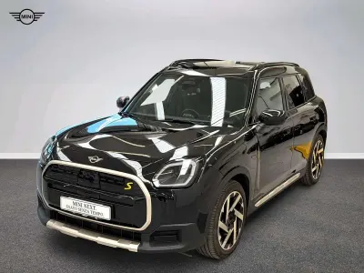 Nuova Mini Countryman Favoured 225 kW (306 CV) 2026 Nero SUV