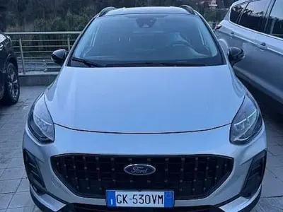 Begagnad Ford Fiesta Active 124 HK (91 kW) 2022 Silver Sedan