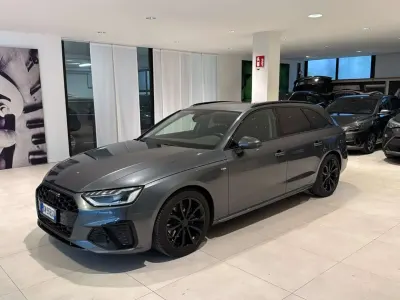 Usata Audi A4 S-Line 163 CV (119 kW) 2023 Grigio Station wagon