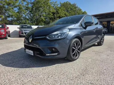 Usata Renault Clio IV Life 75 CV (55 kW) 2017 Grigio Berlina