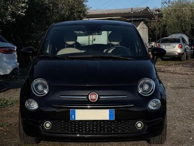 Käytetty Fiat 500 Dolcevita 70 HP (51 kW) 2024 Musta Sedan