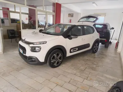 Usata Citroën C3 Feel 102 CV (75 kW) 2022 Bianco Utilitaria